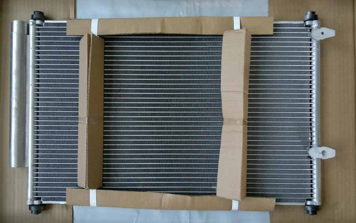 TOYOTA COROLLA E170 14 - 19 RADIATOR AIR CONDITIONER photo 2 - milautoparts-fr.ukrlive.com