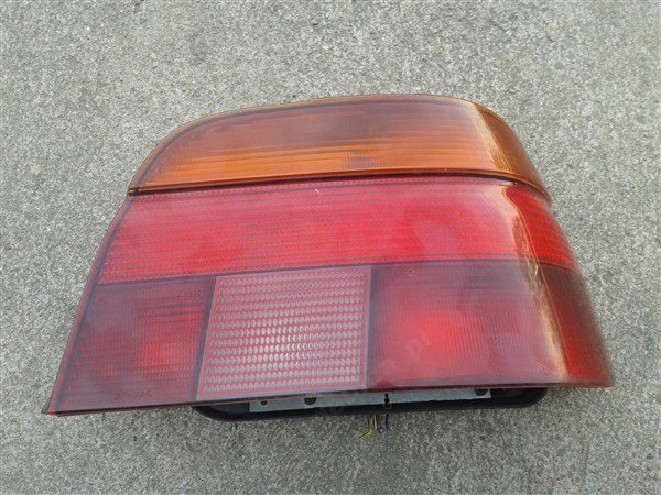 LAMP RIGHT REAR RIGHT REAR BMW 5 E39 SEDAN EUROPE photo 1 - milautoparts-fr.ukrlive.com