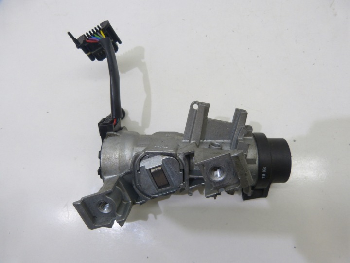 ORDINATEUR 03G906021PM VW GOLF V 1,9TDI 1K0920874B