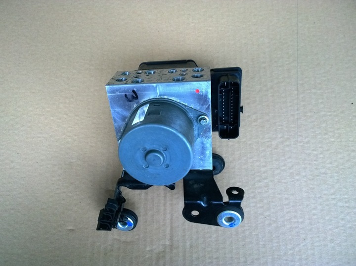 PUMP ABS ESP MODULE FORD MONDEO MK4 2010-2014R. photo 2 - milautoparts-fr.ukrlive.com