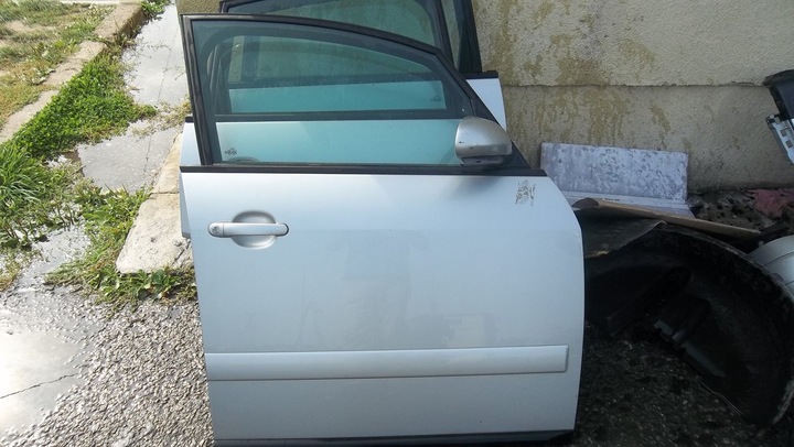 PORTIÈRE DROITE AVANT ARGENT AUDI A2 1,4TDI 5D 01' photo 1 - milautoparts-fr.ukrlive.com