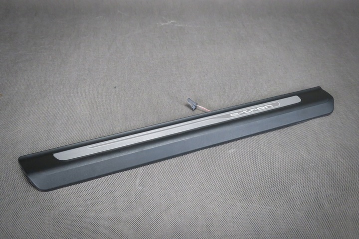 COUVE-JOINT PLANCHE SEUIL AVANT AUDI Q7 4M E-TRON 4M0947405A photo 5 - milautoparts-fr.ukrlive.com