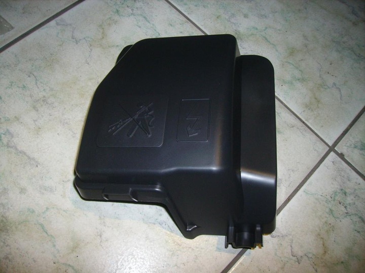 UPPER CASING BOXES WITHOUT RENAULT CLIO IV CAPTUR photo 1 - milautoparts-fr.ukrlive.com