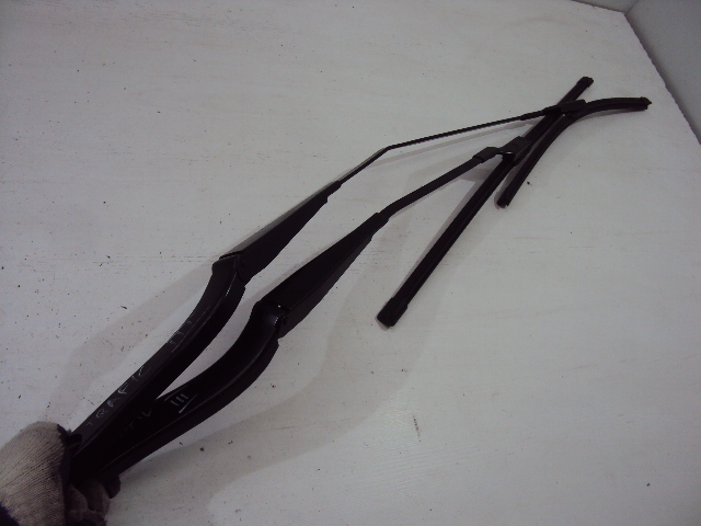 ARMS WIPER BLADES RENAULT TRAFIC III 2014- photo 2 - milautoparts-fr.ukrlive.com