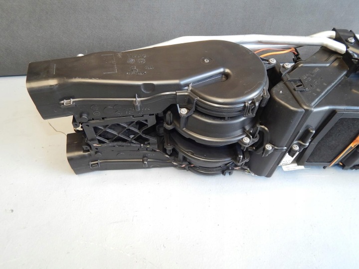 AUDI S8 A8 D4 CHAUFFAGE ARRIÈRE 4H0820004C