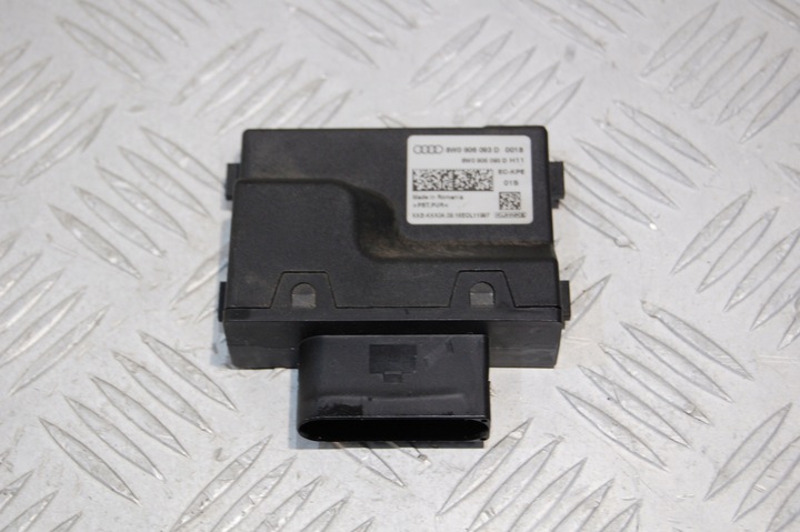 CONTROL UNIT PUMP FUEL AUDI A5 F5 8W7 8W0906093D photo 1 - milautoparts-fr.ukrlive.com