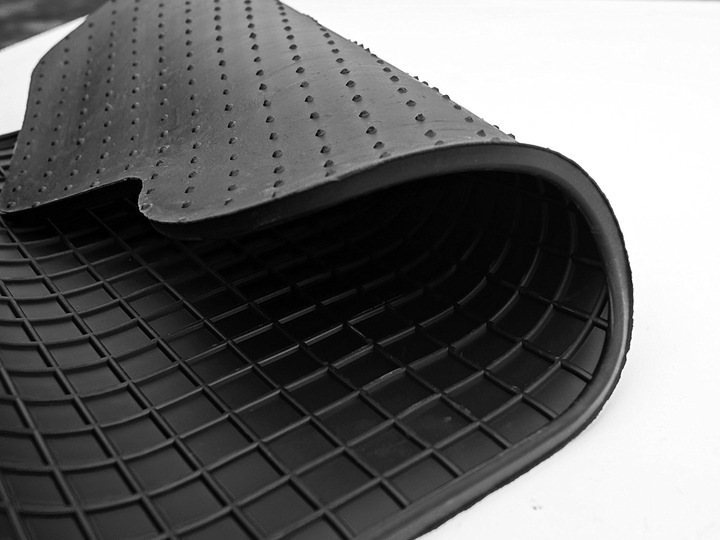 MATS RUBBER AUDI A4 B8 / A5 PLUNGERS GERMANY photo 3 - milautoparts-fr.ukrlive.com