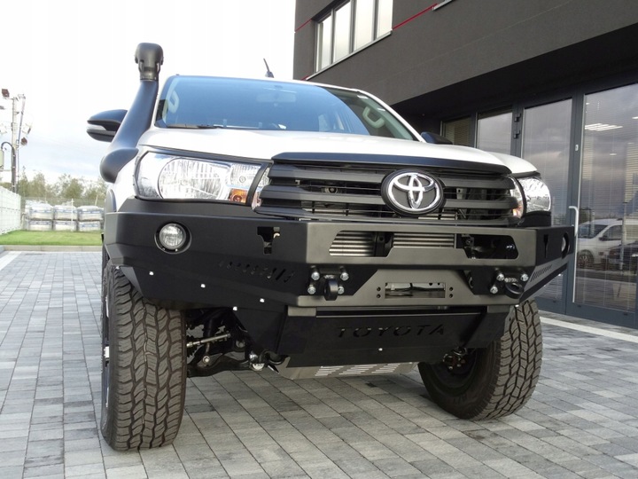 BUMPER FRONT FRONT STEEL TOYOTA HILUX REVO WITHOUT BULBARU WITHOUT BUMPER GUARDS photo 2 - milautoparts-fr.ukrlive.com