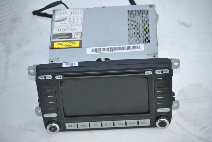 NAVIGATION CD RADIO BLAUPUNKT 1K0035198C VW PASSAT photo 1 - milautoparts-fr.ukrlive.com