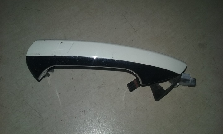 MERCEDES W212 HANDLE LEFT 2047600170 photo 1 - milautoparts-fr.ukrlive.com