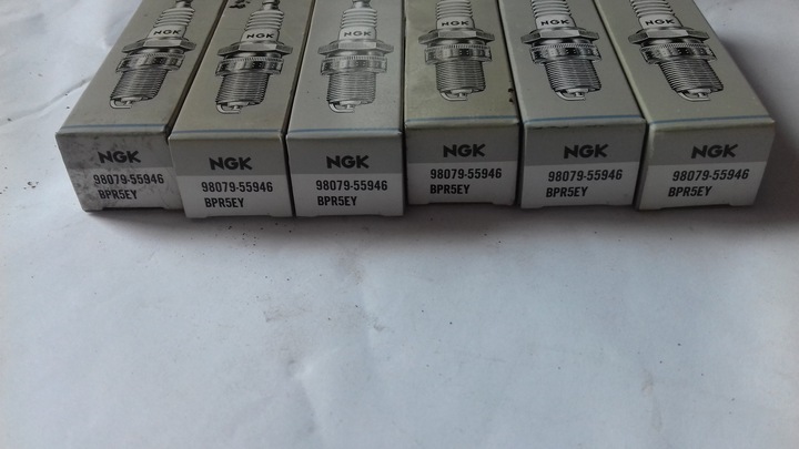 PLUG IGNITION NGK BPR5EY 98079-55946 HONDA photo 2 - milautoparts-fr.ukrlive.com