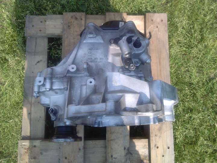 Коробка передач seat ibiza vw fox 1.2 6v jpu huy hfl lvg, Цена
