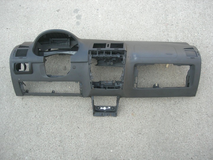 Торпедо консоль seat ibiza cordoba 1999-02r, Цена