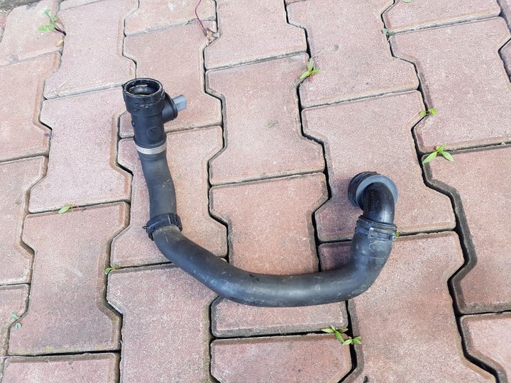 Патрубок труба audi 1k0122051, Цена