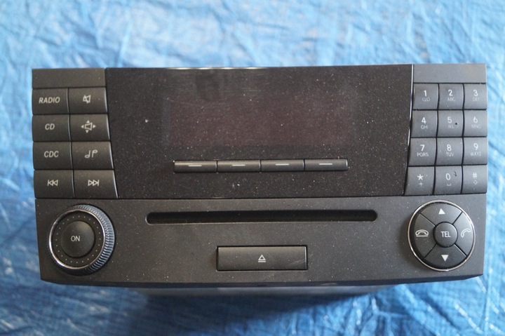 Магнитола cd e-class w211 a2118702189, Цена