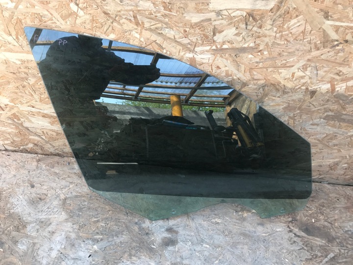 Скло двері bmw f01 f02 передній правий, Ціна