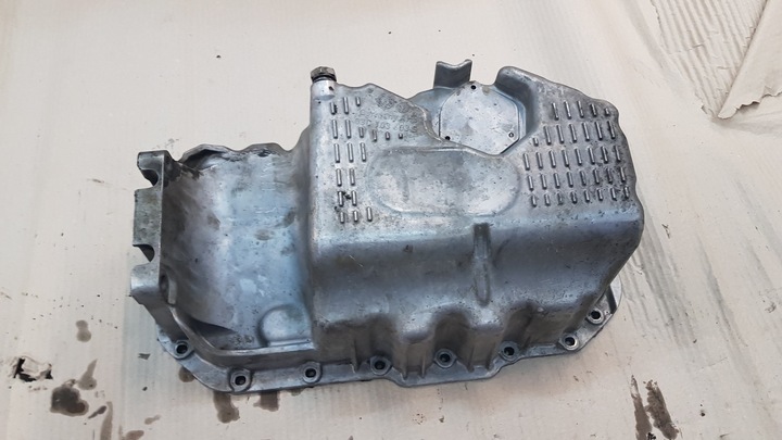 Vw golf v 1.6 fsi поддон масляный 03c103603s, Цена