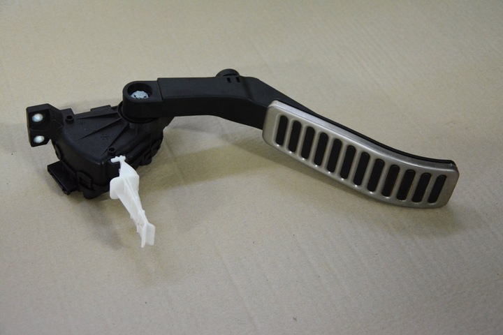 7l0723507d volkswagen touareg 7p педаль газу, Ціна