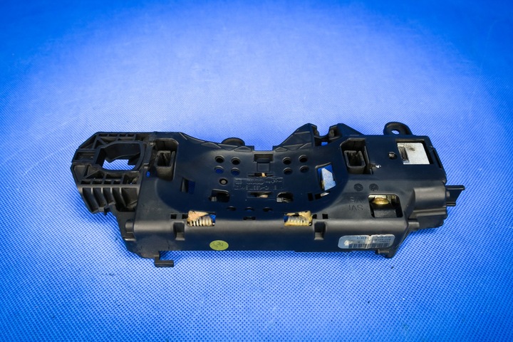 Направляюча ручки ліва audi a4 a5 8w 8w0837811a, Ціна