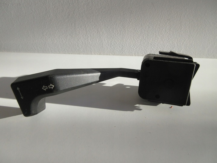 Перемикач вказівника поворотів opel kadet e 90197545, Ціна