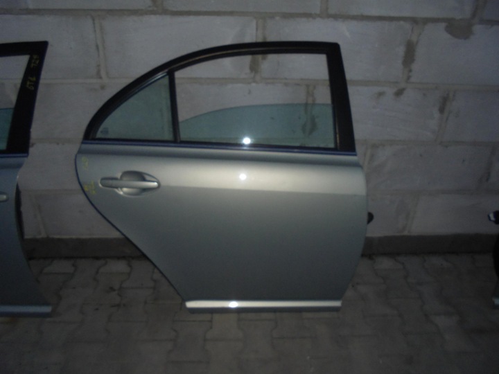 фото №1, Двері праві зад toyota avensis t25 6t1 -wys-