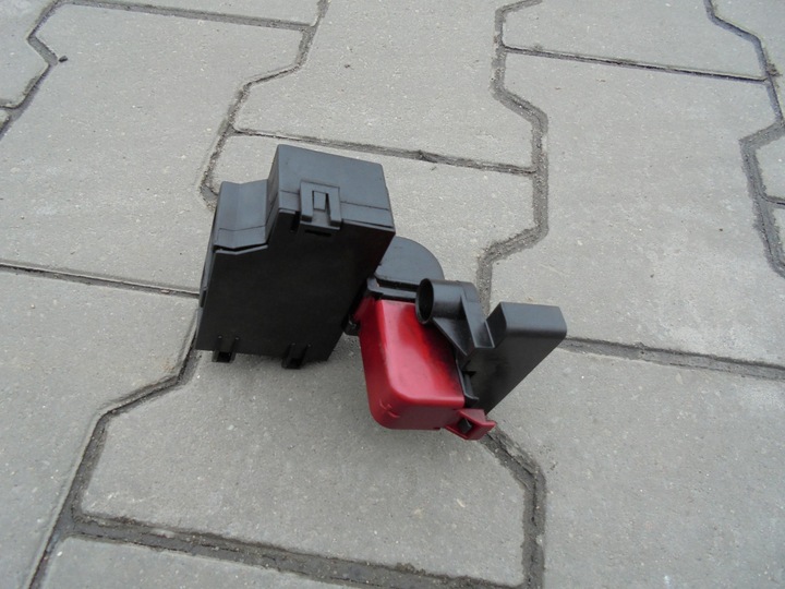 фото №1, Клемма плюсовая 7l0937401 vw touareg 2005r 2.5 tdi