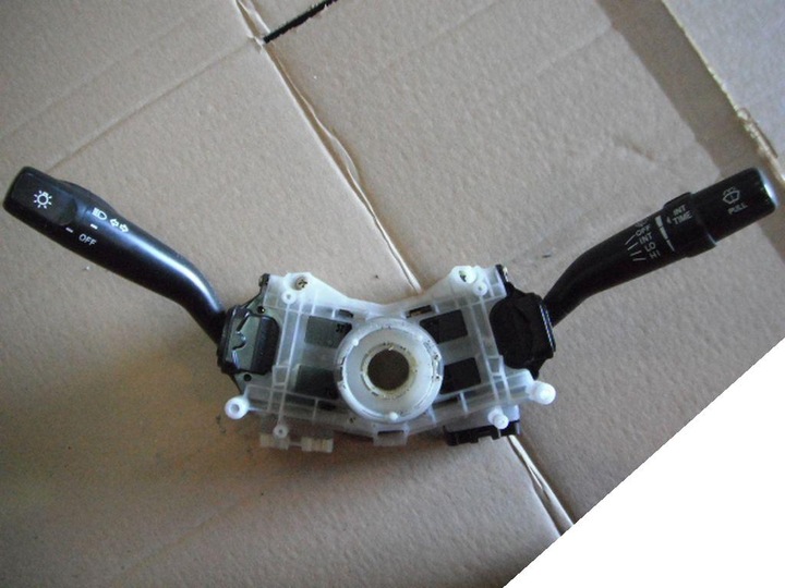 фото №3, Toyota prius 1 i 97- перемикач поворотів