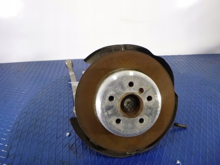 фото №5, Bmw 5 f10 2.0d поворотный кулак правая зад задняя 6793770