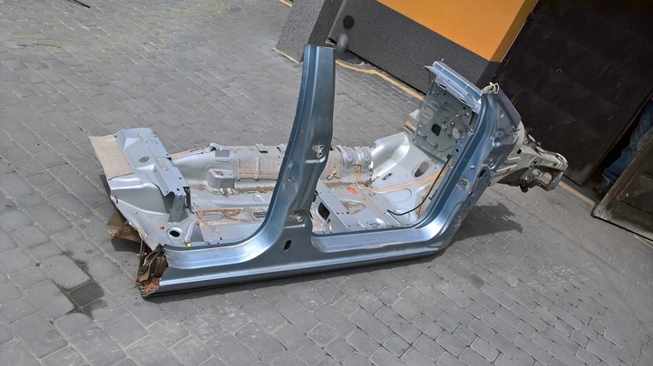 фото №2, Фартук стойка порог правый focus mk2 2006 htb