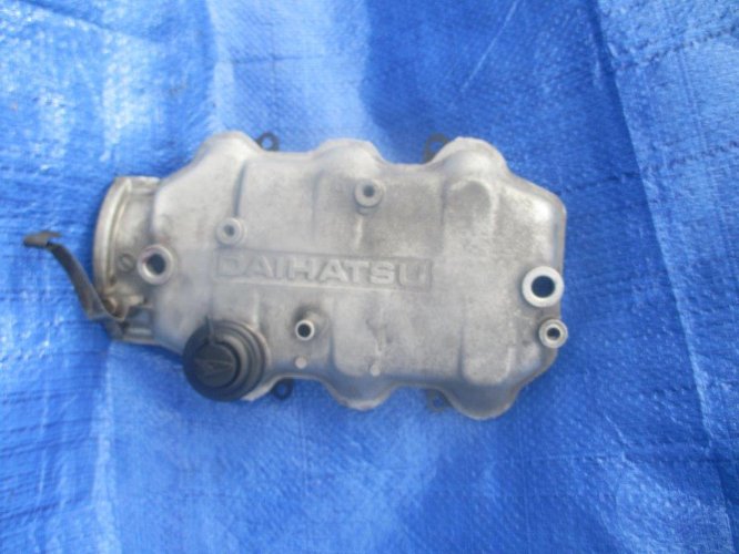 фото №1, Daihatsu charade g100 1.0 gti cb80 крышка клапанов