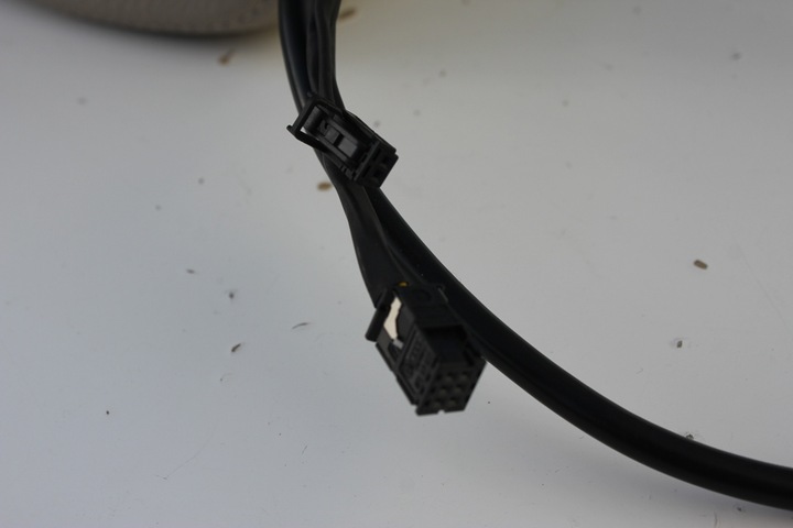 фото №8, Подголовники передние з lcd vwag audi q7 4l0881901/902