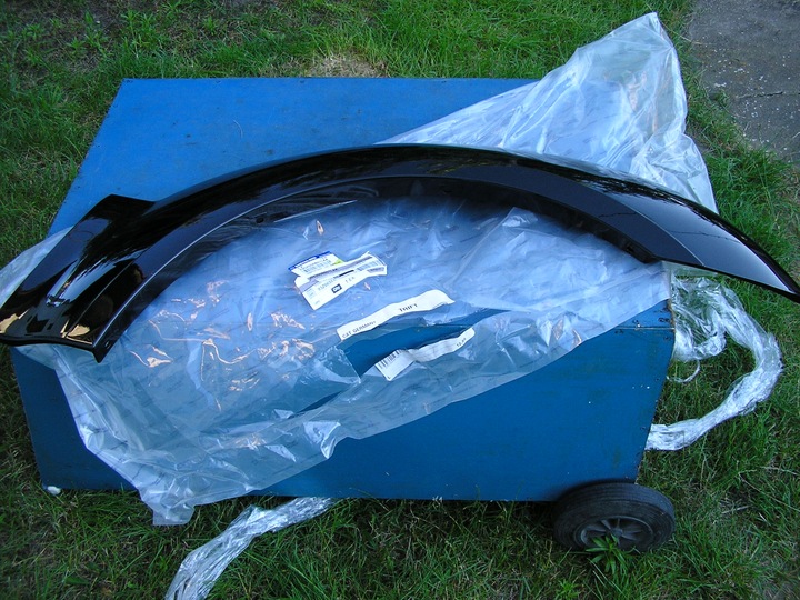 фото №1, Ssangyong rexton накладка крила правий перед