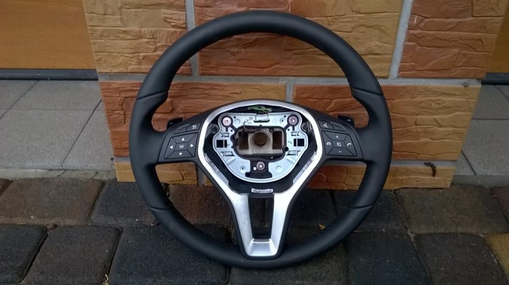 фото №1, Mercedes gla w156 кермо пелюстки нова