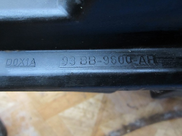 фото №5, Корпус фильтра воздуха mondeo mk1 1.6 93bb9600ah