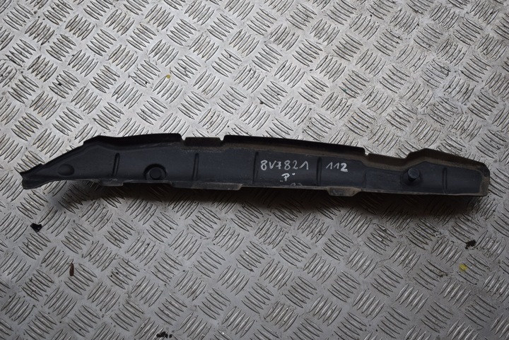 фото №1, Заглушка крыльев правая audi a3 cabrio 8v7 рестайлинг