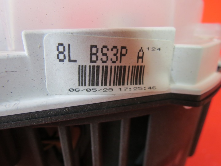 фото №5, Mazda 3 bk 03-09 1.6 citd панель приладів 8l bs3p a