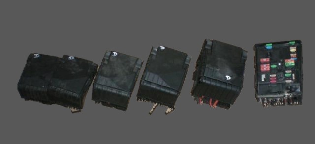 фото №1, Коробка запобіжників leon ii a3 octavia golf v 1k0937125a