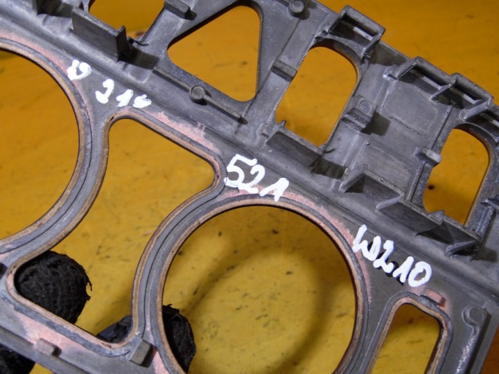 фото №9, Рамка корпус воздуховод mercedes w210 a210683030