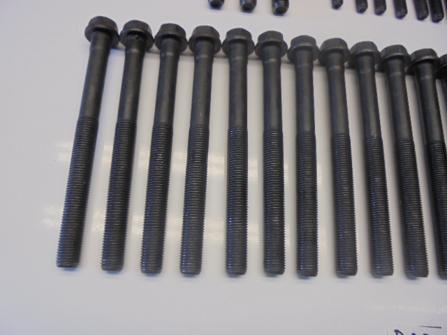 фото №2, Daf 106 шпильки головки