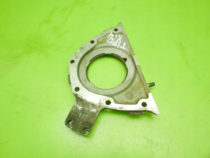 фото №11, Корпус уплотнителя вала fiat tipo 1.4 8v 88-93