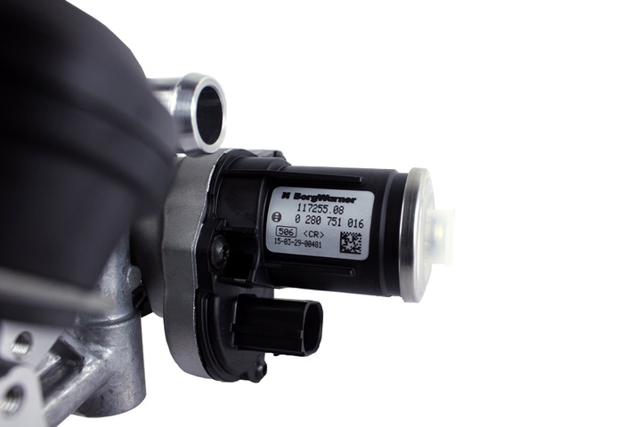 фото №3, Клапан egr з радиаторов superb 1.6 tdi 03l131512cf