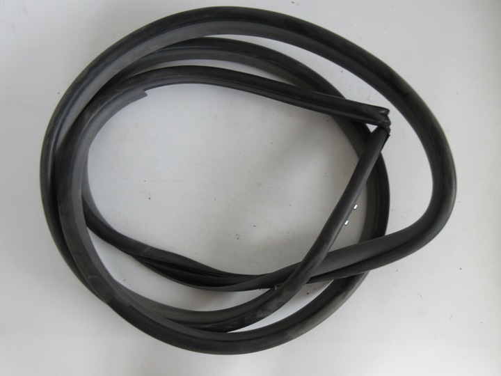 фото №1, Prius plus прокладка двері задніх правий зад