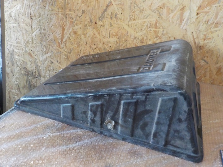 фото №1, Renault magnum 440 захист корпус акумуляторів