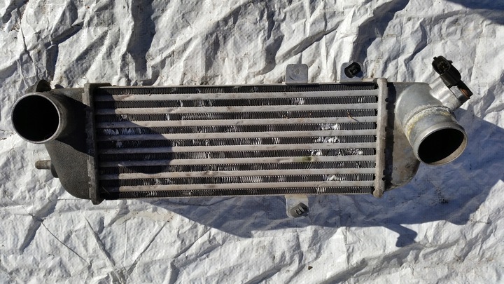 фото №1, Kia ceed 06-12 1,6 crdi интеркулер 28271-2a610