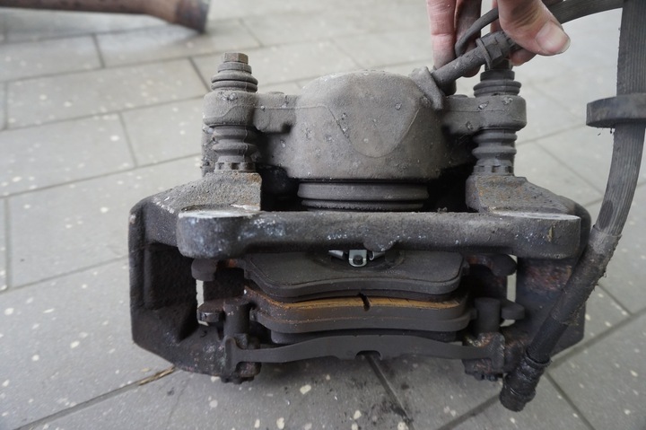 фото №3, Суппорт тормозной левый перед audi a6 c7 2.0 tdi 177