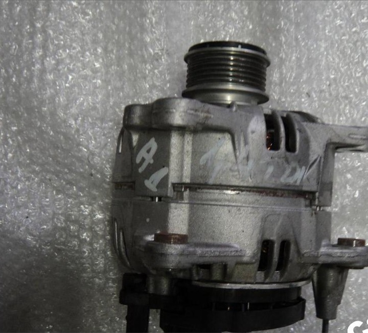 фото №1, Audi a1 генератор охлаждаемый вода 03l903023