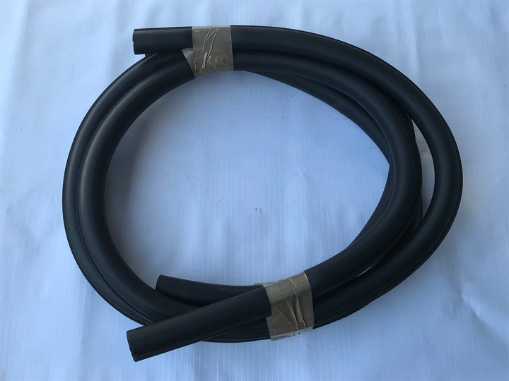 фото №1, Audi a5 s5 8w f5 cabrio прокладка двері 8w7831707