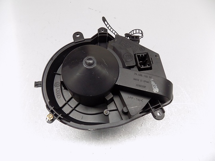 фото №6, Повітродувка повітропровід bez a/c - audi a4 b5 passat b5 eu