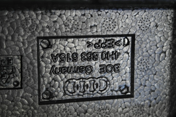 фото №2, Audi a8 4h0 d4 пена багажника домкрат