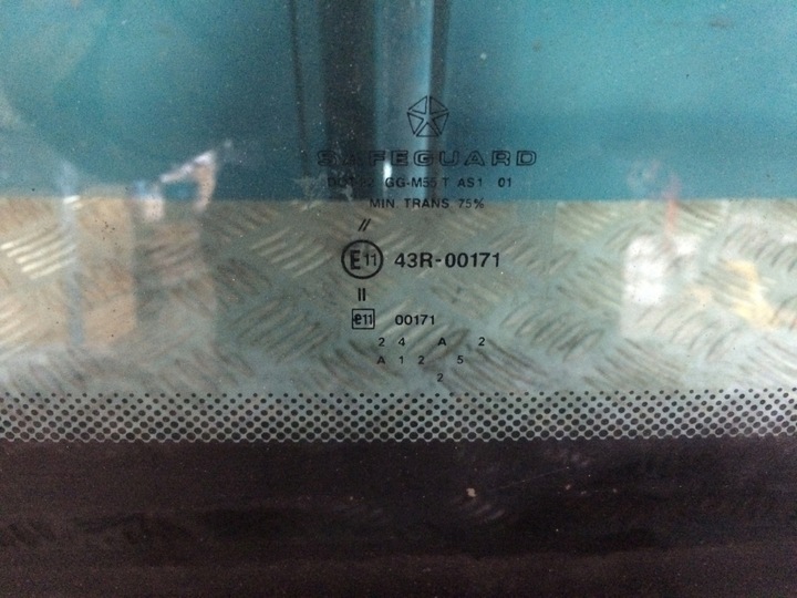 фото №2, Dodge durango 98- стекло перед передняя лобовое ory